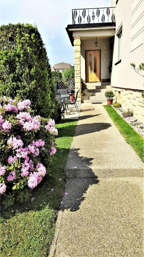 Apartman Milena Jicin Exterior photo